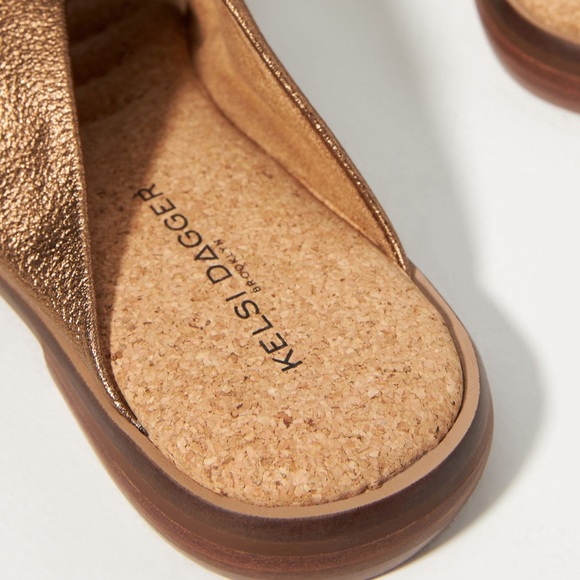 Kelsi Dagger Sandals, NWT, size 7M - Picture 4 of 7